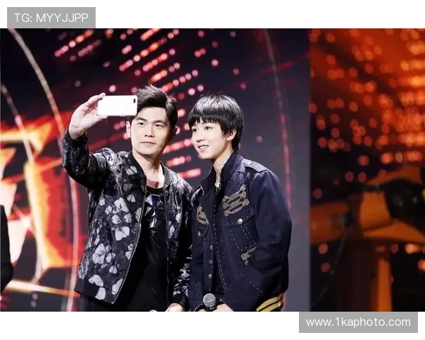 观察热闹全民与冷清全明星对比